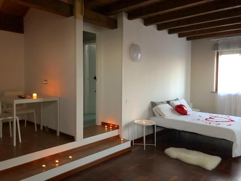 Attico By Marconi 11 Bed & Breakfast Besozzo Екстериор снимка