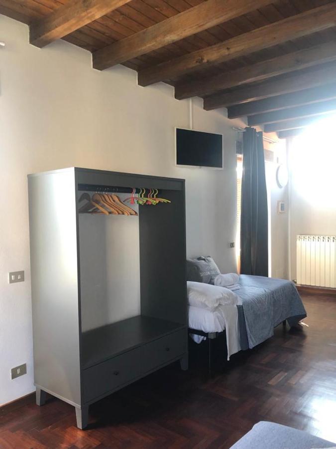 Attico By Marconi 11 Bed & Breakfast Besozzo Екстериор снимка